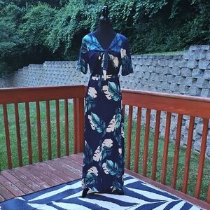 VENUS Maxi Dress in Blue and Green
